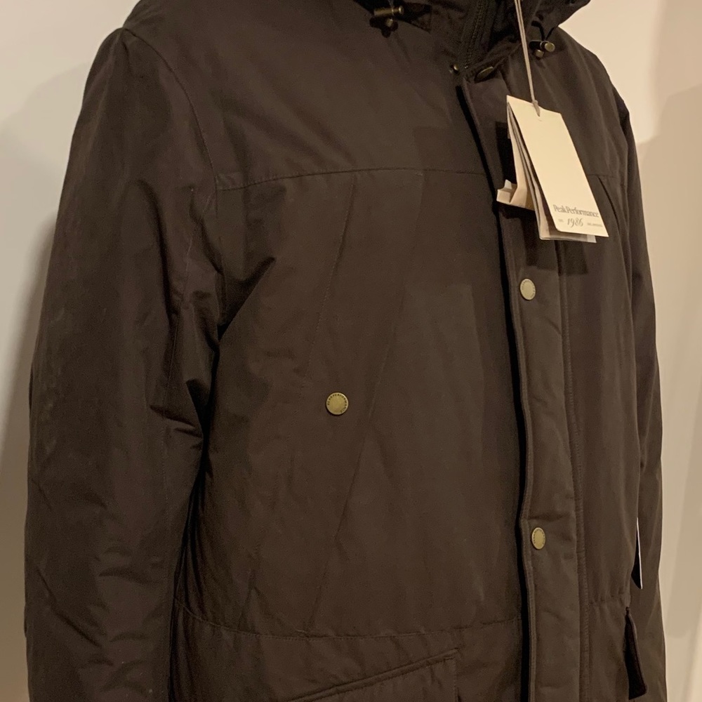 Peak Performance Winter jacket-Ladies - Picture 6 of 9
